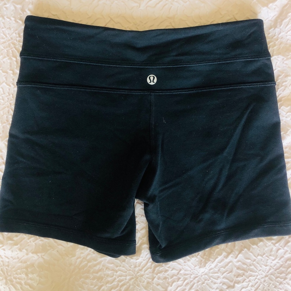 Lululemon Align spandex 4”. Size 4
